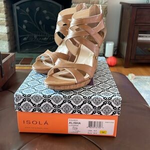 Isola Women's Alisha Luggage Wedges - Size 8.5 -